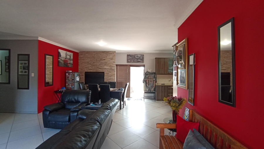 3 Bedroom Property for Sale in Vredenburg Western Cape